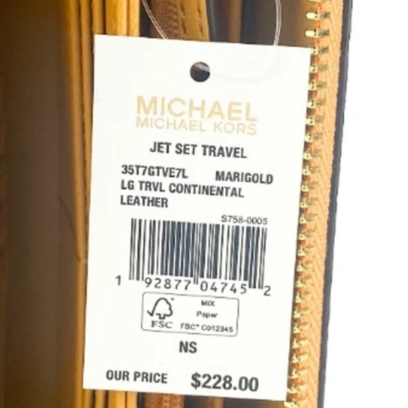 MICHAEL KORS JET SET TRAVEL LARGE CONTINENTAL WALLET $228 - Picture 3 of 12